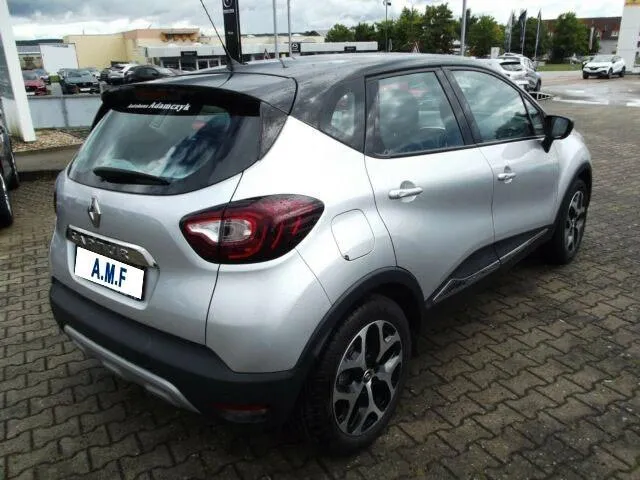 RENAULT Captur Image 3