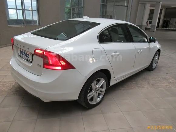 Volvo S60 1.6 D Advance Image 5